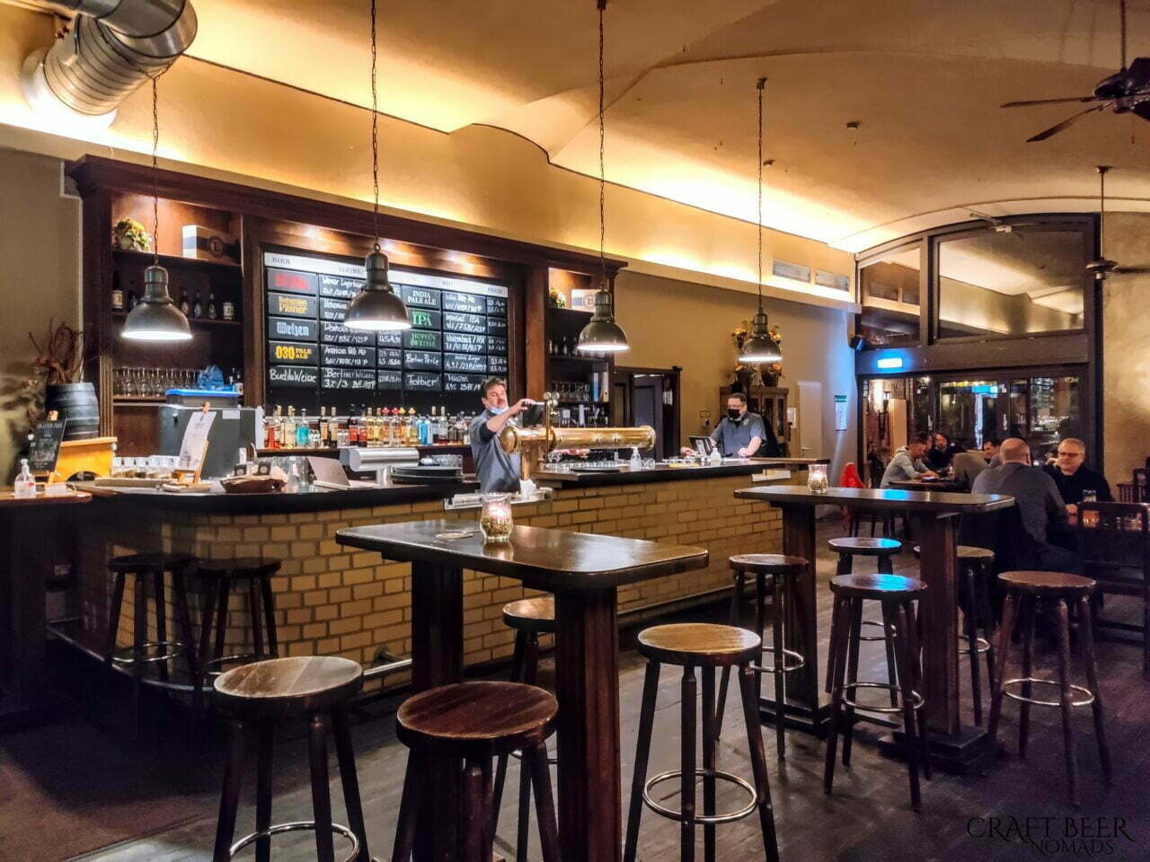 Craft Beer in Berlin: Brauerei Lemke Lemke brewery and restaurant in S-bahn arches | Craft Beer in Berlin: Brauerei Lemke | Craft Beer Nomads