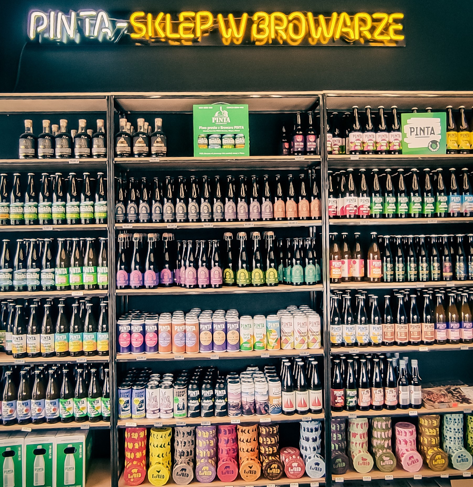 Craft beer in Poland: Introduction Pinta craft beers in the brewery shop | Craft beer in Poland | Craft Beer Nomads