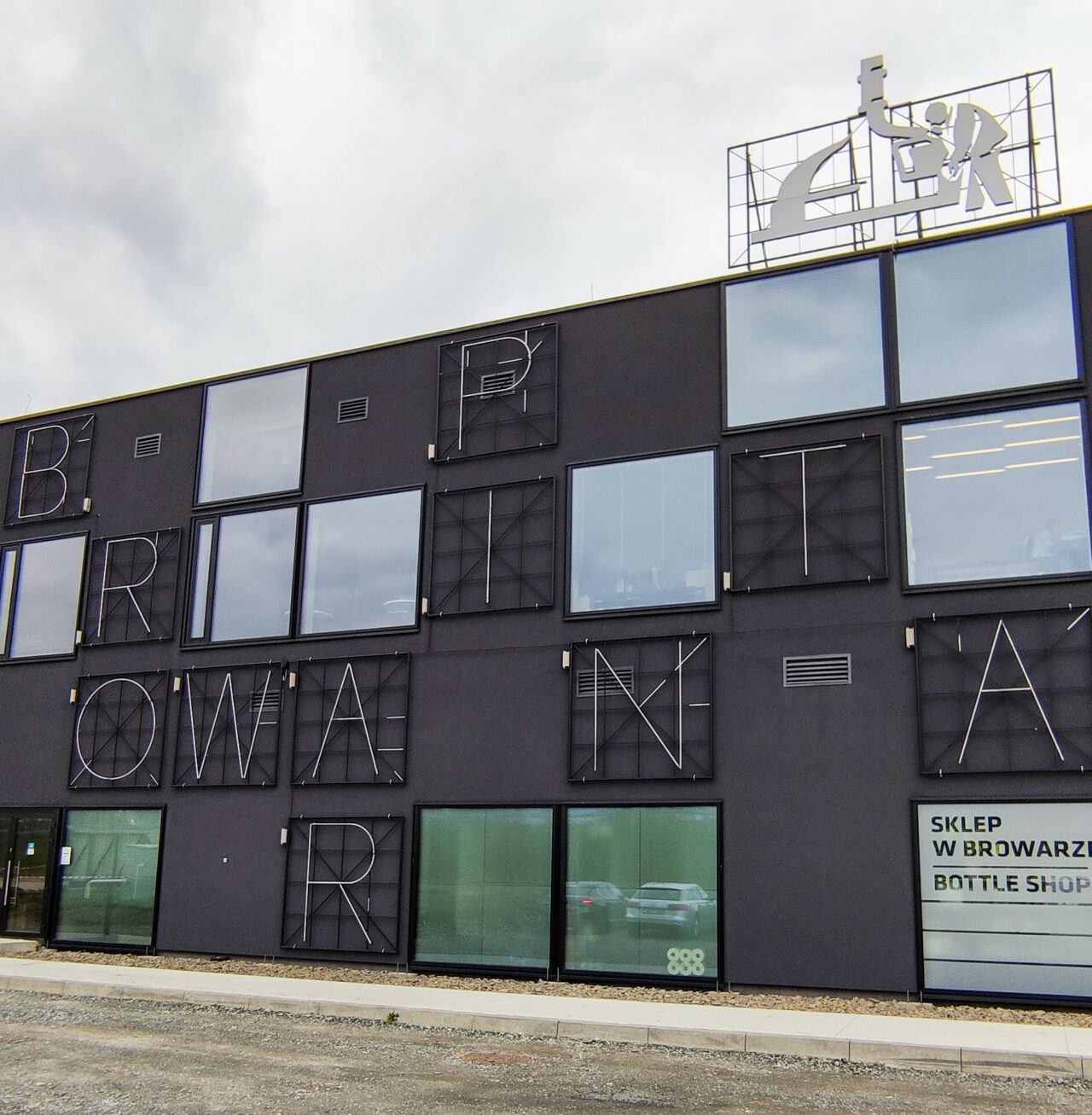Craft beer in Poland: Browar PINTA and PINTA Barrel Brewing Browar PINTA brewery, Poland | Craft Beer Nomads