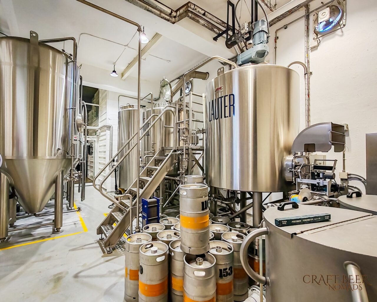 Craft beer in the Caribbean: Hunting local brews under the palm trees La Cacata brewery Santo Domingo DR | Craft beer in the Caribbean islands | Craft Beer Nomads